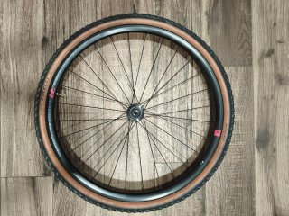 Ruedas Fulcrum Rapid Red 900 Gravel + neumático