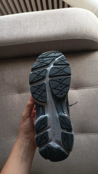 Zapatillas Asics Talla 40.5 Negras/Grises