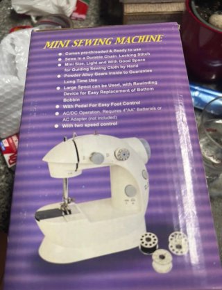 Mini Máquina de Coser Eléctrica