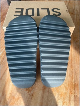 Adidas Yeezy Slide Granite 44.5