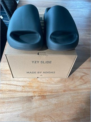 Adidas Yeezy Slide Granite 44.5