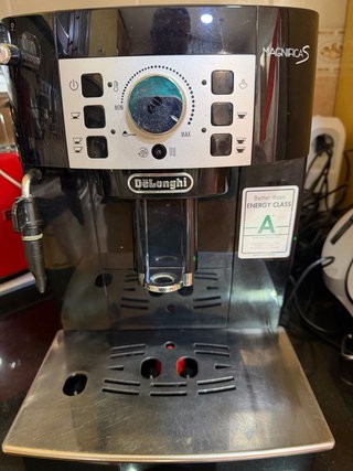 Cafetera DeLonghi Magnifica S