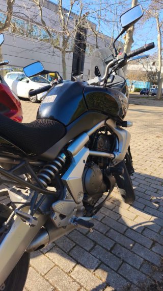 Kawasaki Versys Negra