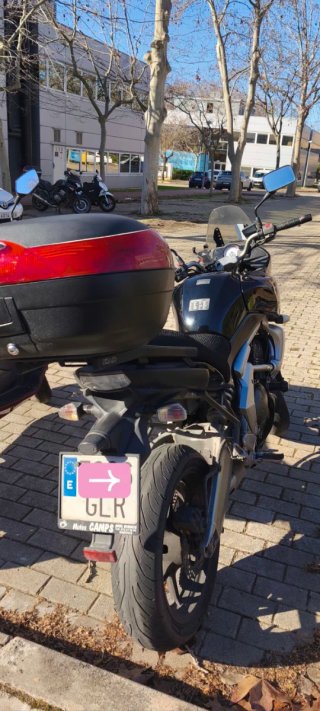 Kawasaki Versys Negra