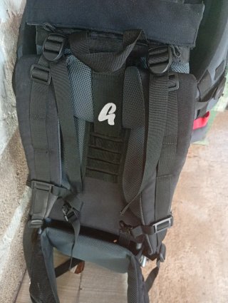 Mochila Portabebés Montaña y Trekking