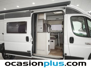 Challenger V114 VIP 103 kW (140 CV)