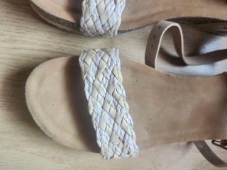 Sandalias cuña trenzada