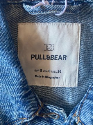 Cazadora vaquera Pull&Bear. Talla S
