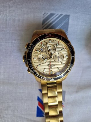 Lote 4 Relojes: 2 Festina, 1 Lanco, 1 Lotus