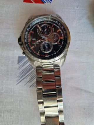 Lote 4 Relojes: 2 Festina, 1 Lanco, 1 Lotus