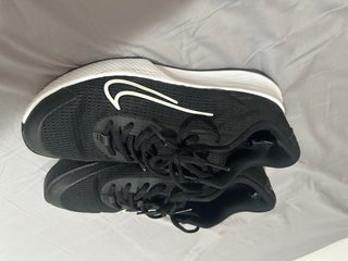 Nike Vapor Lite Negro/Blanco