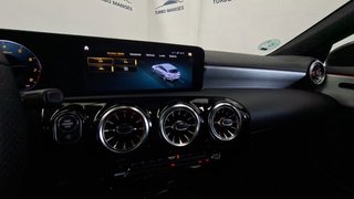 Mercedes CLA CLA 200 Shooting Brake AMG AUTO