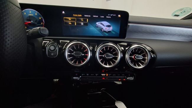 Mercedes-Benz CLA Shooting Brake 200 (2021) 2021, foto 21
