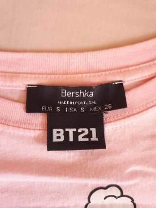 Camiseta Bershka oficial BT21 (BTS)