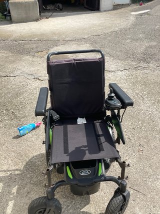 Silla de ruedas Quickie Q200 R de Sunrise Medical