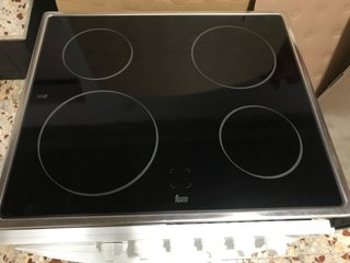 CONJUNTO DE HORNO Y VITROCERAMICA TEKA