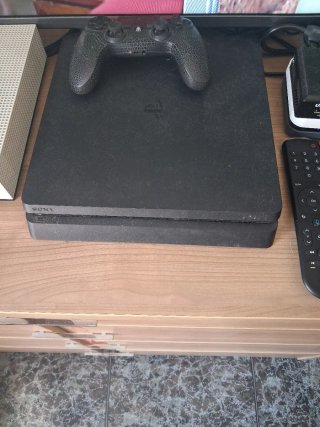 PS4 (PlayStation 4) Negra