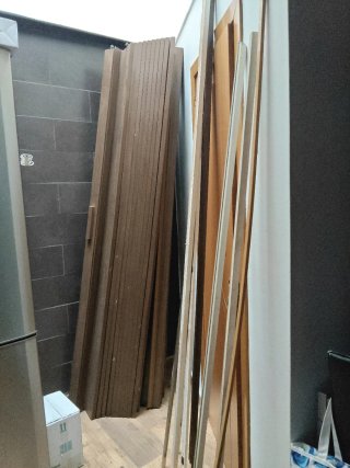 Puerta corredera de madera