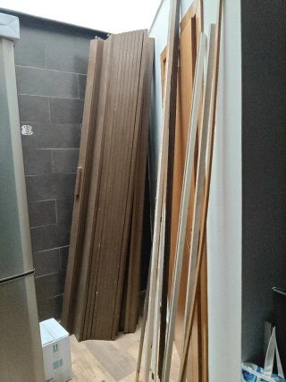 Puerta corredera de madera