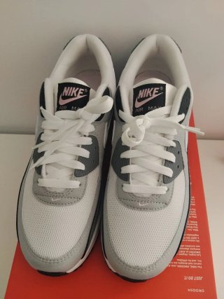 Nike Air Max 90