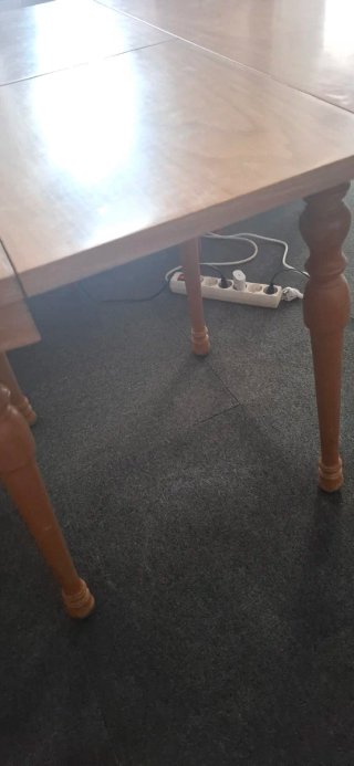 Mesa plegable de madera