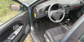 Volvo V40 2002