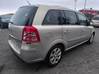 Opel Zafira 2009