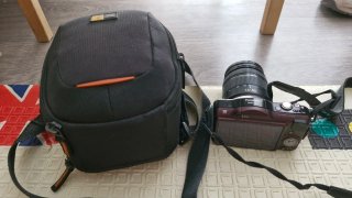Panasonic Lumix GF3 + Objetivo 14-42 Leica y funda