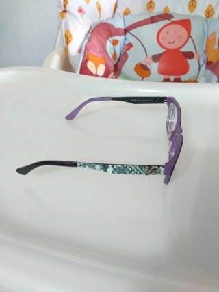 Gafas Guess Niña Morado y Negro