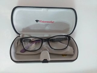 Gafas Guess Niña Morado y Negro