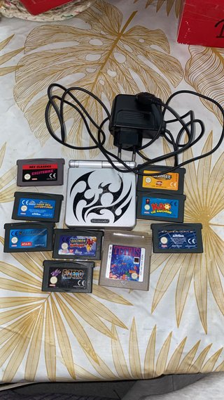 2x Game Boy (Plata, Rosa)