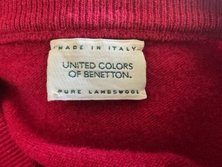 Jersey Benetton Rojo Talla M, Material lana