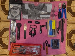 Varios Kits de herramientas, para bicicleta.