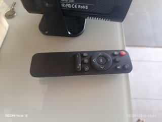 Mini proyector LED HY320 Negro