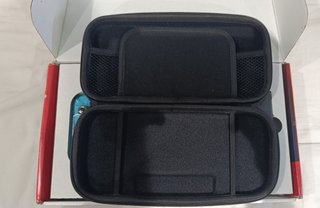 Nintendo Switch 1 v2 con funda y caja