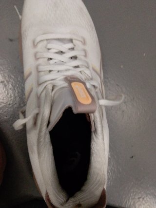 Zapatillas Asics Blancas y Rosas