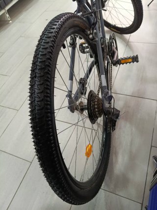 Bicicleta Rockrider gris