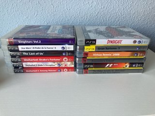 Playstation 3 Negra + Mandos y Cables