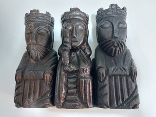 Sujetalibros de madera tallada (3 unidades)