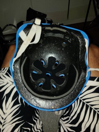 Casco azul para deportes