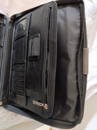 Maletín porta folios negro