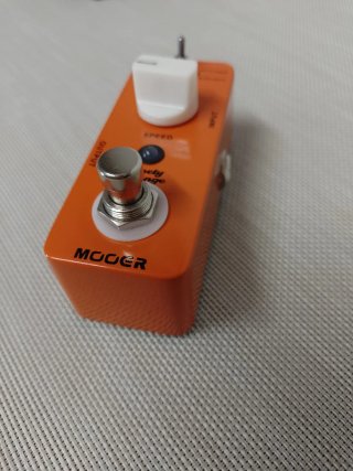 Mooer Ninety Orange Phaser Pedal