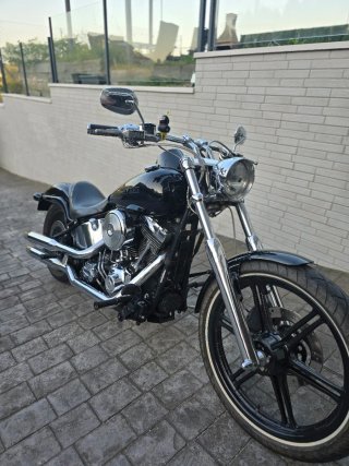 Harley-Davidson Softail Negra
