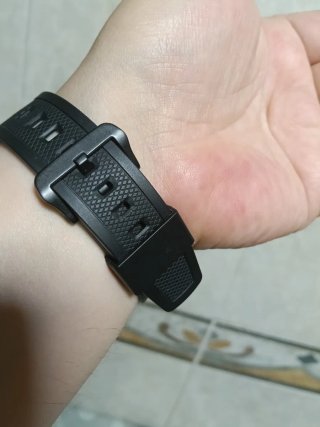Reloj Casio Collection Hombre Rojo y Negro