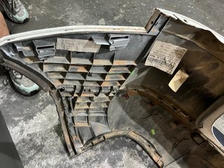 Parachoques VW Touareg I