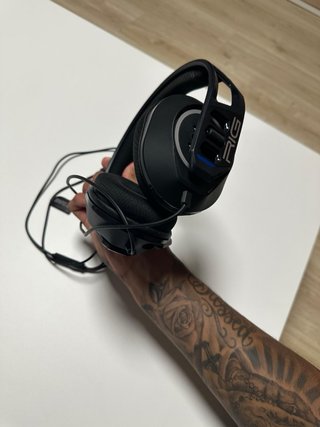 Auriculares negros