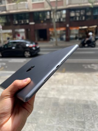 Apple iPad 9ª Gen 64GB Wifi Impecable