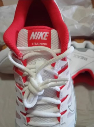 Nike Reax Zapatillas Deportivas Blancas Rosas