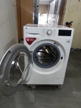 Lavadora LG carga frontal 8kg 1400rpm con garantia