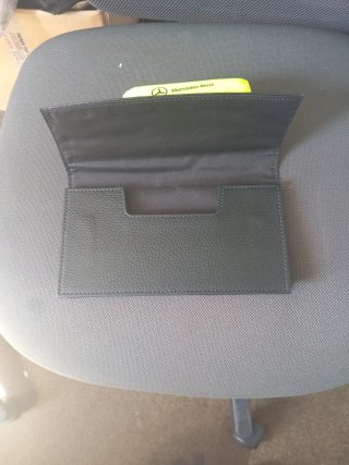 Carpeta Mercedes-Benz Negra